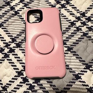 iPhone 11 otterbox case
